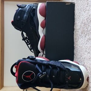 Jordan (black/red/white)